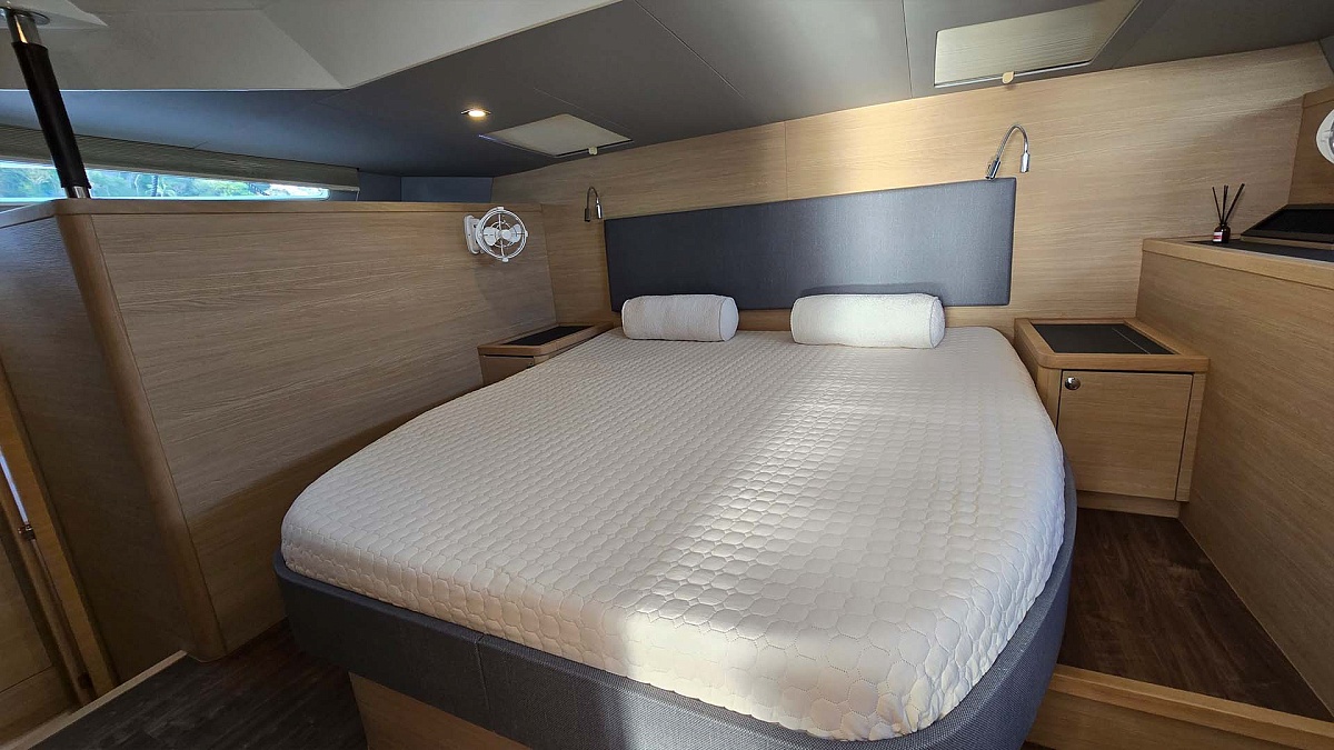 Аренда моторного катамарана Aquila 44 на Пхукете